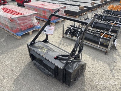 2026 GIYI GY-ML45 32 in Mini Skid Steer Mulcher (Unused)