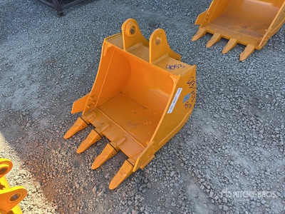 2026 GIYI GY-BK 24 in Digging Excavator Bucket - Fits Cat 305 (Unused)