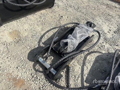 2026 GIYI GY-XJ3T Hydraulic Excavator Thumb - Fits 3 ton (Unused)