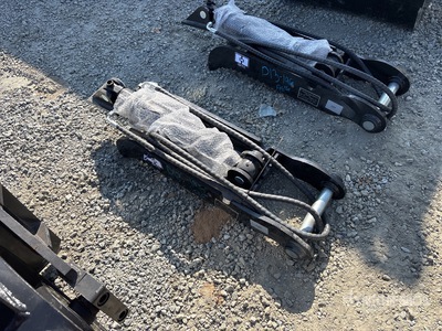 2026 GIYI GY-XJ5T Hydraulic Excavator Thumb - Fits 3 - 5 ton (Unused)