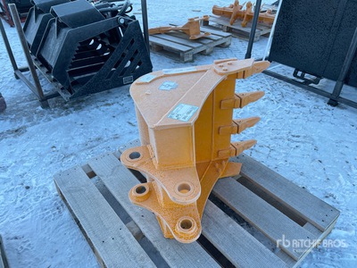 2026 GIYI GY-BK 24 in Digging Excavator Bucket - Fits Cat 305 (Unused)