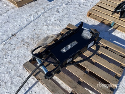 2025 GIYI GY-XJ3T 25 in Hydraulic Excavator Thumb (Unused)