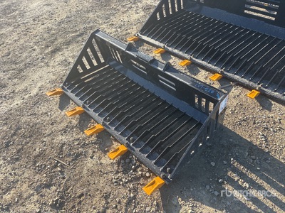 2026 GIYI GY-RB44 44 in Skeleton Mini Skid Steer Bucket (Unused)