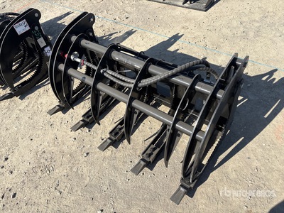 2026 GIYI GY-MCLG60 44 in Log Mini Skid Steer Grapple (Unused)