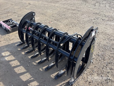 2026 GIYI GY-CLG72 72 in Skid Steer Grapple (Unused)