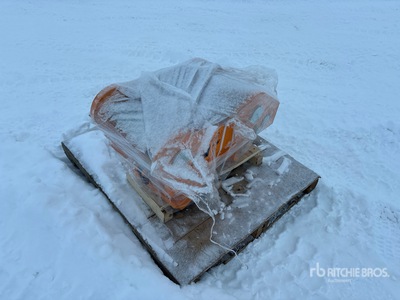 2025 GIYI Hydraulic Quick Coupler - Fits Cat 320 (Unused)