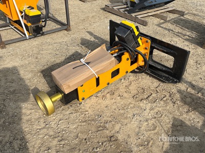 2026 GIYI GY-D680 Skid Steer Post Driver (Unused)