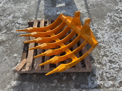 2026 GIYI 32 in Fit to cat 305 teeth Excavator Rake (Unused)