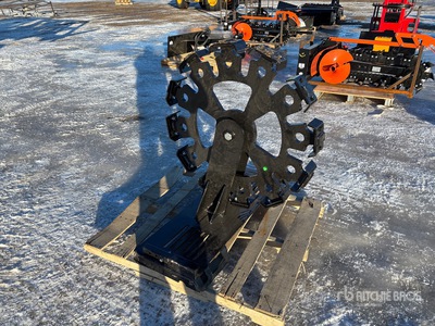 2026 GIYI GY-MCW43 36 in Skid Steer Steering Mechanical Compator Wheel Divers  (Unused)