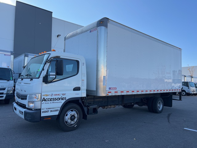 2020 Mitsubishi FE160 4x2 Van Truck