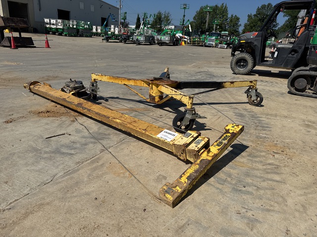 2015 Sumner R250 Material Hoist
