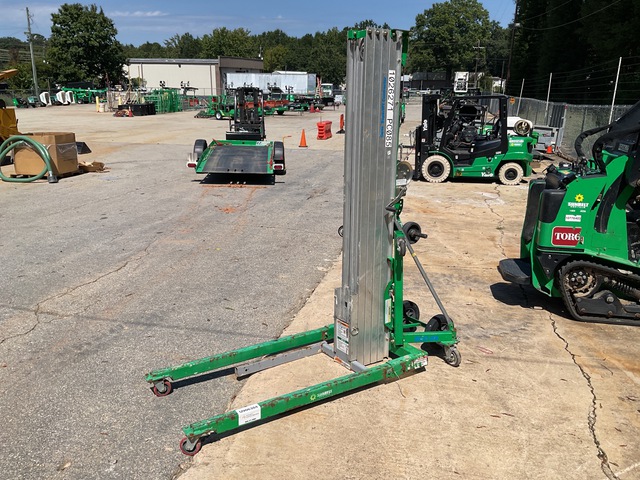 2017 Genie SLC24 Material Hoist