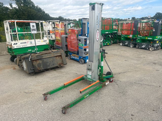 2016 Genie SLC24 Material Hoist