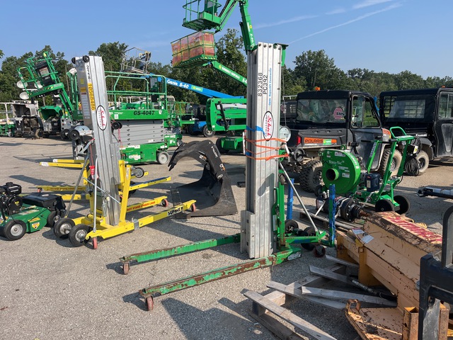 2016 Genie SLC-24 Material Hoist