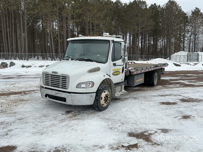2007 Freightliner M2 106 4x2 Rollback Truck