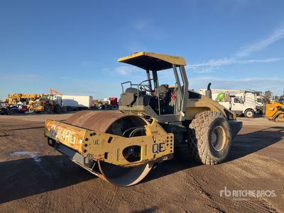 2005 Bomag BW 213 D-4 Smooth Drum Compactor