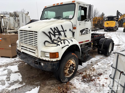 1993 International 8100 4x2 Cab and Chassis