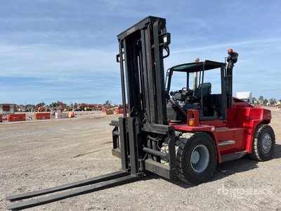 2016 Kalmar DCG100-6 22000 lb Pneumatic Tire Forklift