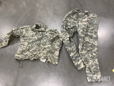 (92) Cold Weather Jackets & (48) Pairs of Wet Weather Trousers