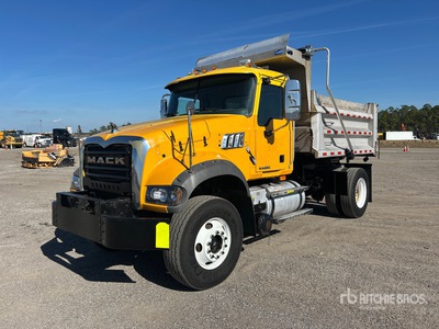2009 Mack GU713 4x2 S/A Dump Truck