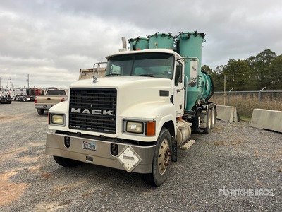 2012 Global Vacuum System on 2006 Mack CHN613 6x4 Vacuum Tanker Truck