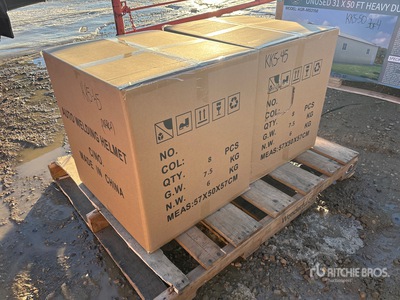 Quantity of (16) 2025 Agriquip GLWH16 Auto Darkening Welding Helmets Varios, herramientas manuales (Unused)