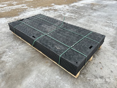 Quantity of (12) 2026 SKLP SK-LJB12 94 in x 47 in Polyethylene Traffic Plates Divers - Magasin, entrepôt, consommateur (Unused)