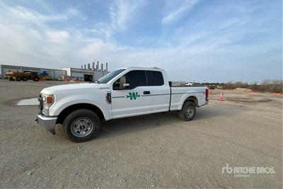 2020 Ford F-250 XL 4x2 Extended Cab بيك اب
