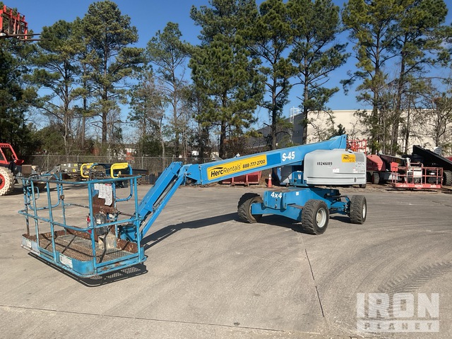 ELEVADOR TELESCóPICO 2018 GENIE 4WD S45