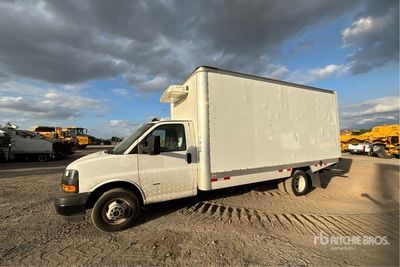 2024 GMC G3500 4x2 Camiones