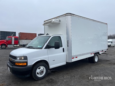 2024 GMC G3500 4x2 Refrigerated Truck