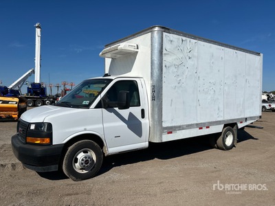 2024 GMC G3500 4x2 Camiones