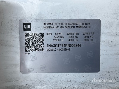 2024 GMC Savana 3500 4x2 Camions - frigorifiques
