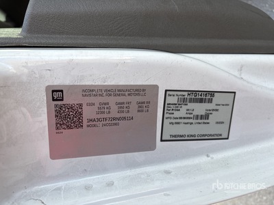 2024 Chevrolet Express 3500 4x2 Refrigerated Truck