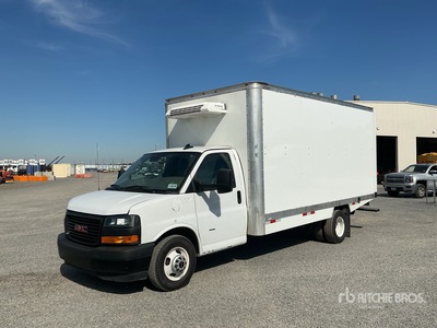 2024 GMC Savana 3500 4x2 冷蔵トラック