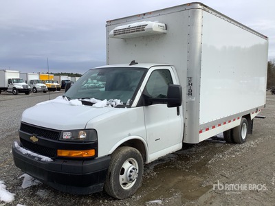 2024 Chevrolet 3500 4x2 冷蔵トラック