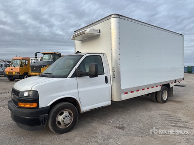 2024 GMC G3500 4x2 Refrigerated Truck