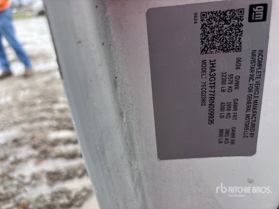 2024 GMC G3500 Refrigerated Truck