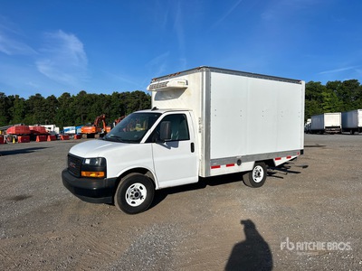 2023 GMC Savana 3500 4x2 Refrigerated Truck