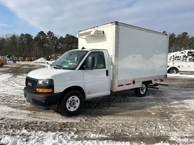 2023 GMC Savana 3500 4x2 Refrigerated Truck