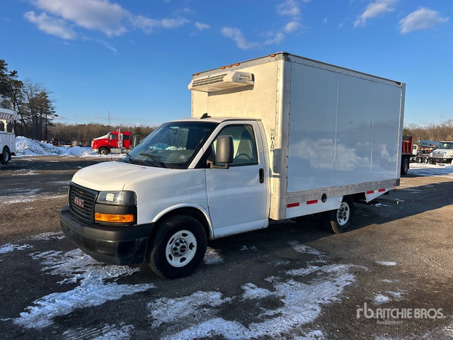 2023 GMC Savana 3500 4x2 Refrigerated Truck