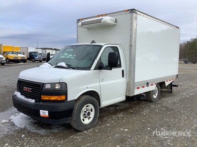 2023 GMC 4x2 Refrigerated Truck