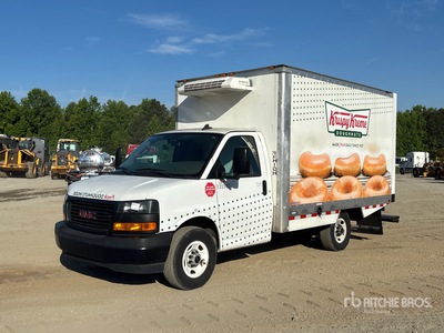 2023 GMC Savana G3500 4x2 Camions - frigorifiques