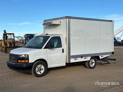 2022 GMC G3500 4x2 Refrigerated Truck
