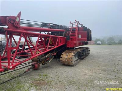 Manitowoc 11000-1 Lattice-Boom Crawler Crane