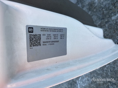 2024 Chevrolet Express G3500 Refrigerated Truck