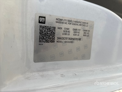 2024 Chevrolet Express G3500 4x2 Refrigerated Truck