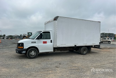 2006 Chevrolet Express G3500 4x2 Van Truck