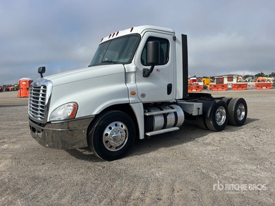 2019 Freightliner Cascadia 125 6x4 T/A Day Cab Truck Tractor