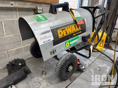 2021 Dewalt DXH2000 Space Heater